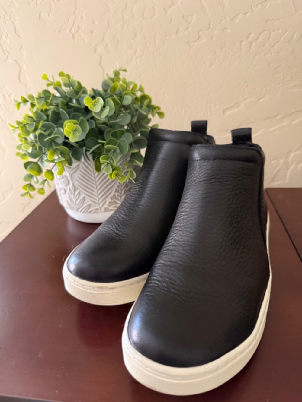 Waterproof Bootie - 8.5M - Sofft Brand